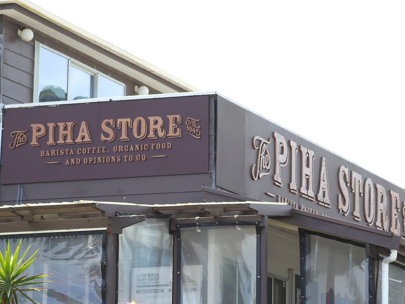 piha store sign replacement by Xtream signs